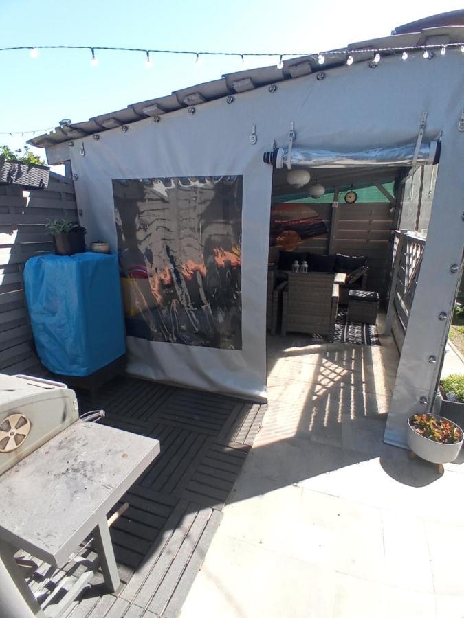 דז'ווירז'ינו Pokoje Goscinne Akacja Resko מראה חיצוני תמונה